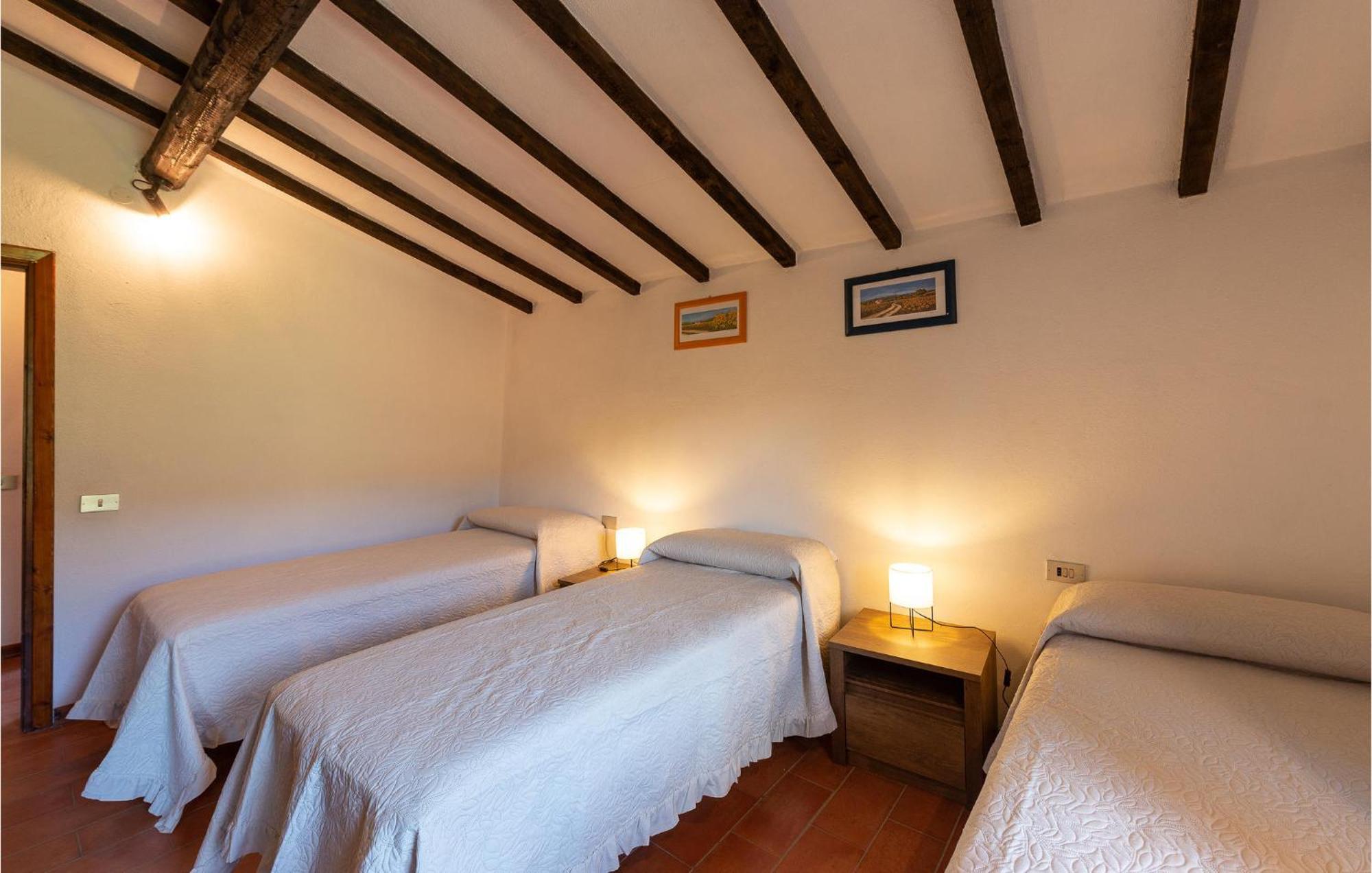 Cozy Home In Massa Marittima Gr With Kitchen Exterior photo